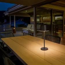 4099854185366 LED Endura Masa Lambası Şarjli Si·yah