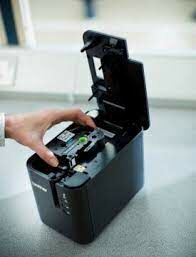 BROTHER P-TOUCH PT-P900W 6 - 36MM BASKI TZE SERİSİ ETİKET YAZICI BİLGİSAYAR BAĞLANTILI MASA ÜSTÜ WİRELESS