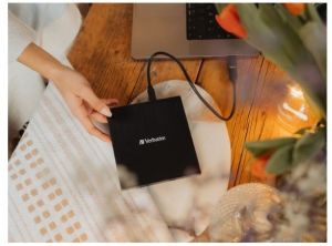 43886 USB-C External Slimline CD/DVD Yazıcı